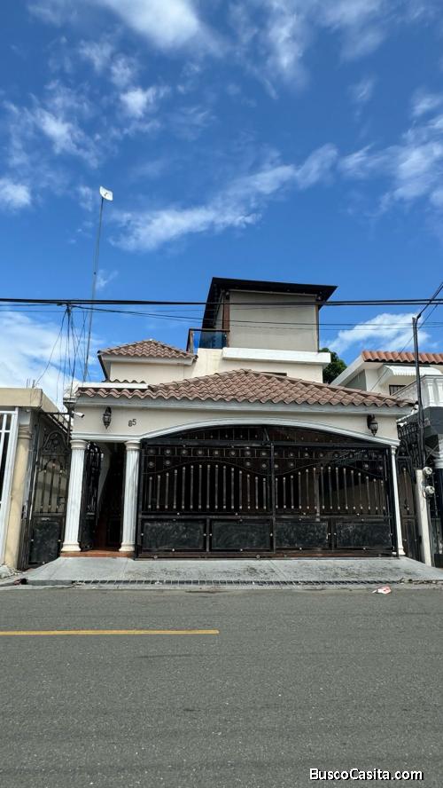 CASA DE VENTA EN BONAO