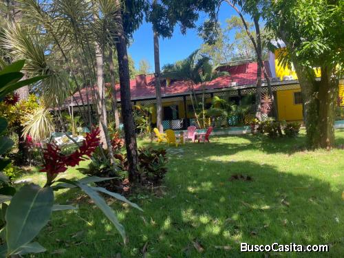 VILLA CON EXTENSO TERRENO DE CVENTA EN JARABACOA