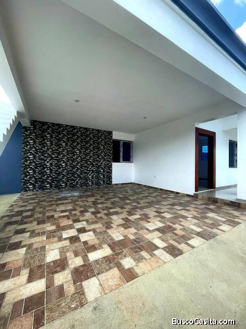 Casa en Venta en Altos de Rafey, Santiago