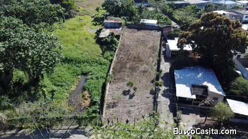 SOLAR DE VENTA EN BONAO